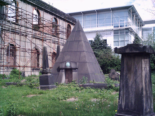 491069753_e3a78565ac